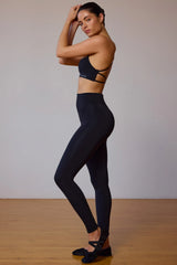 Cross-Back Sports Bra in Black