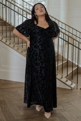 Everley Velvet Maxi Dress | Black
